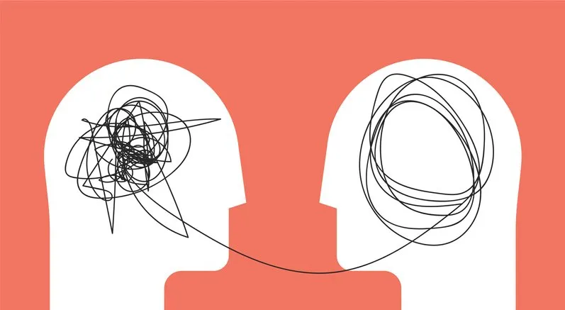 Ilustración de dos perfiles: uno con pensamientos enredados y otro con pensamientos más ordenados gracias a la psicoterapia